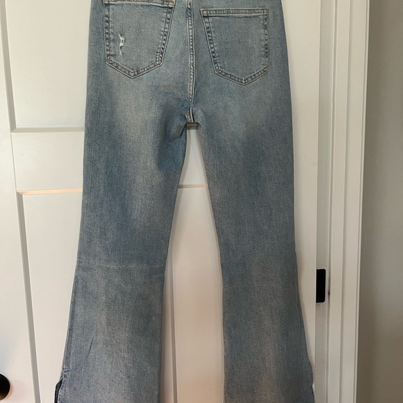 NWT GAP High Rise '70s Flare Jeans Size 29 - Picture 4 of 8